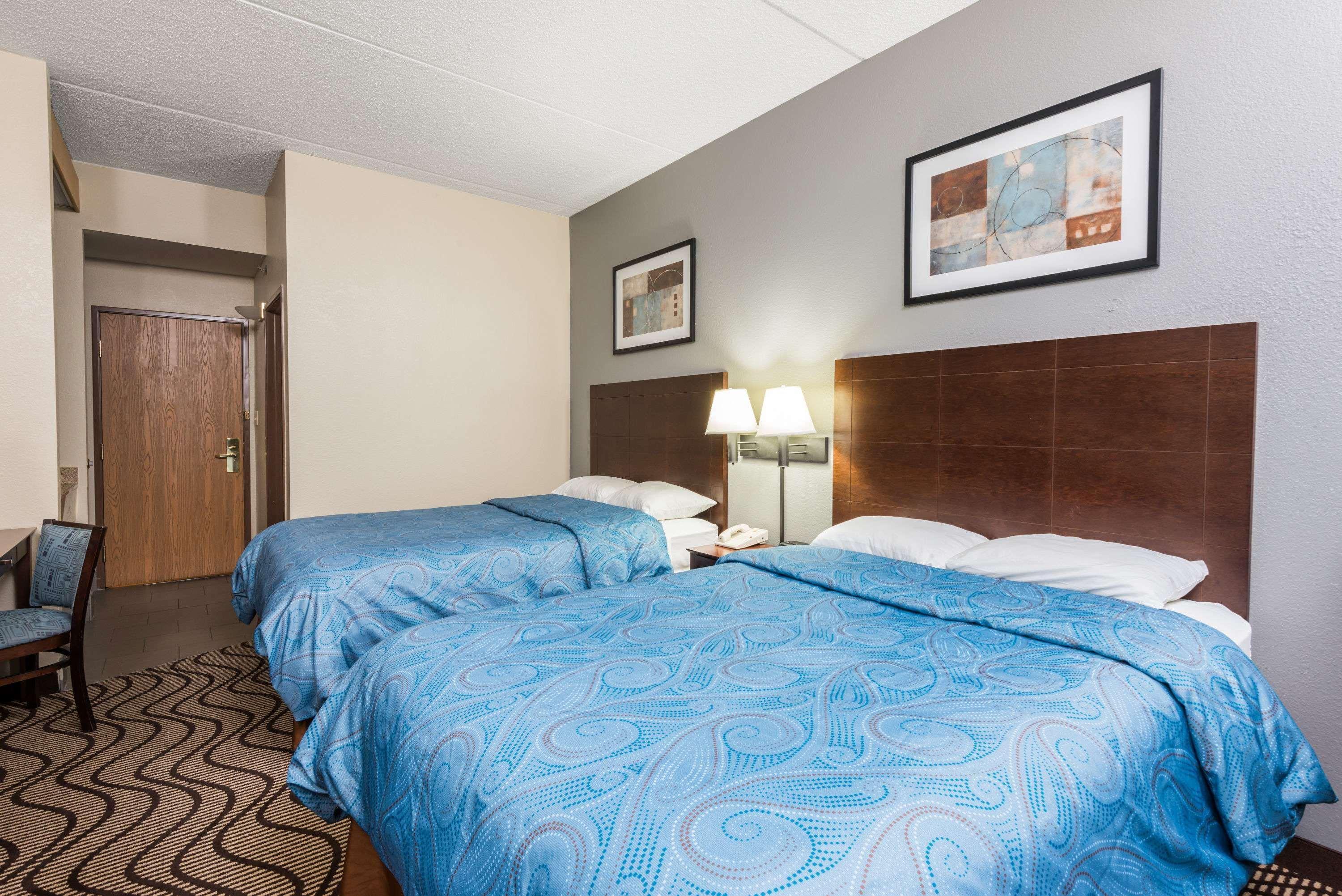 Hotel Super 8 By Wyndham Mars/Cranberry/Pittsburgh Area Cranberry Township Esterno foto
